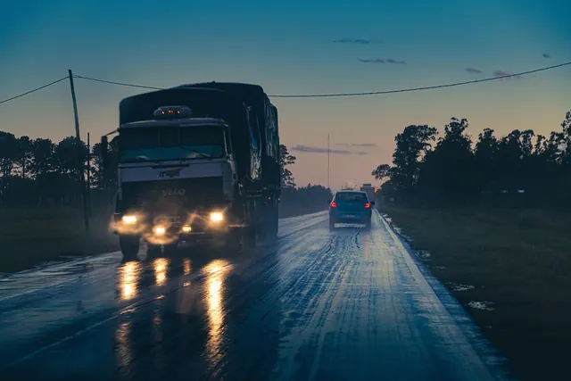 night, truck, car wallpapers, road, big truck, delivery truck, cargo truck, traffic, street, car, vehicles, transportation, transport, delivery, logistics, driving