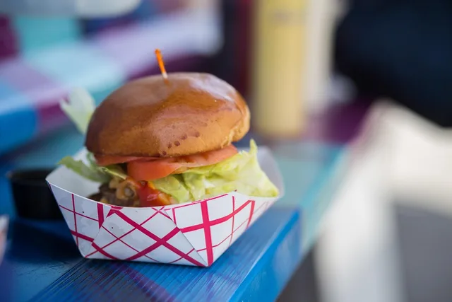 food truck, hamburger, cheeseburger, gastro, food, food truck, food truck, food truck, food truck, food truck. Food truck expansion: four growth moves and how they fail