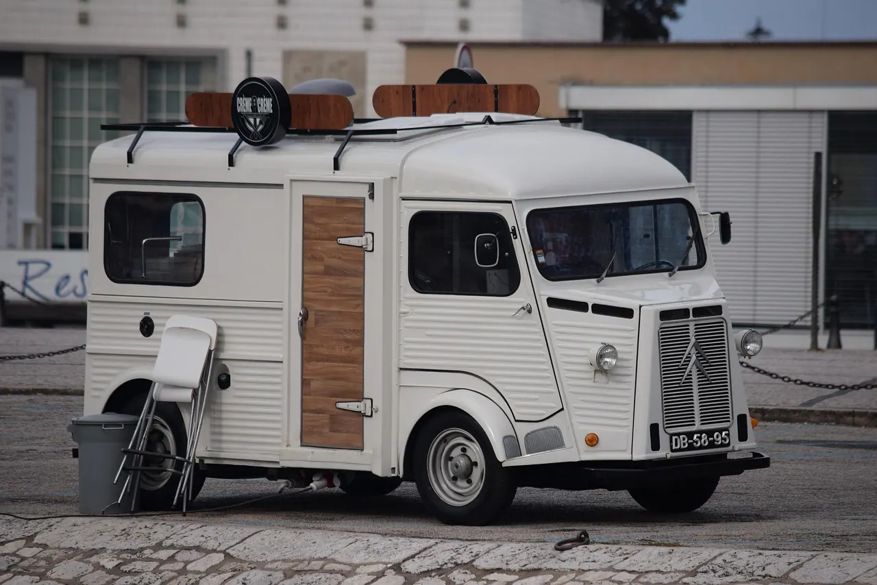 food truck, car, vehicle, store, shop, business, car wallpapers, street, road, portugal, lisbon