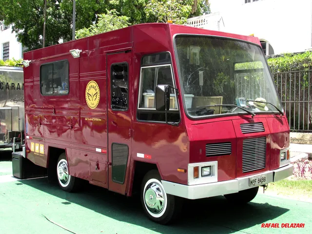 Nômade Food Truck. Food truck trends: how to test whether one is real for your operation